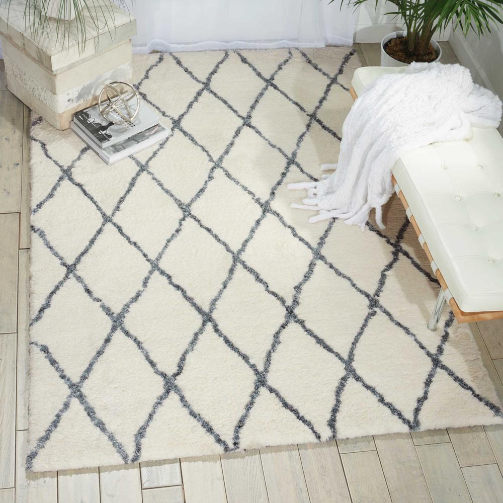 Galway Area Rug, Ivory/Grey, 7'6" x 9'6". Picture 2