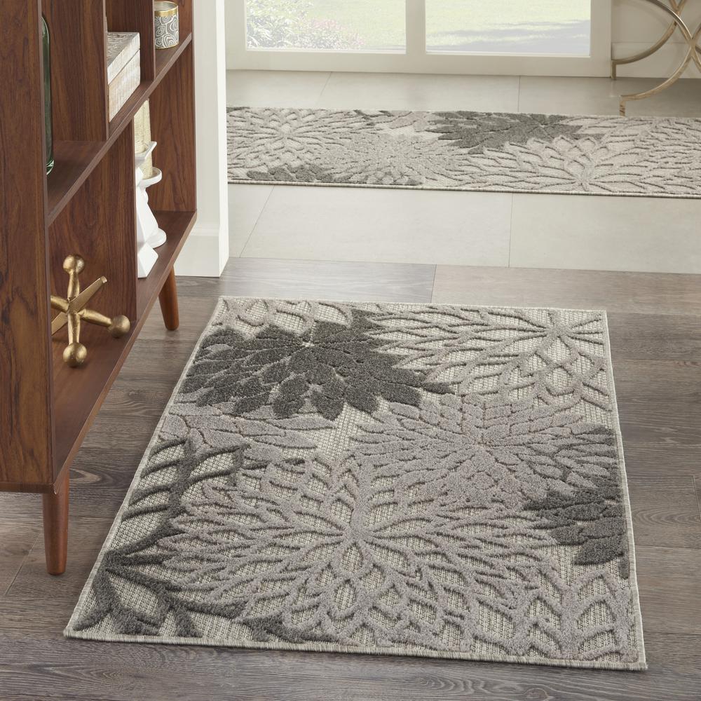 ALH05 Aloha Silver Grey Area Rug- 2'8" x 4'. Picture 9