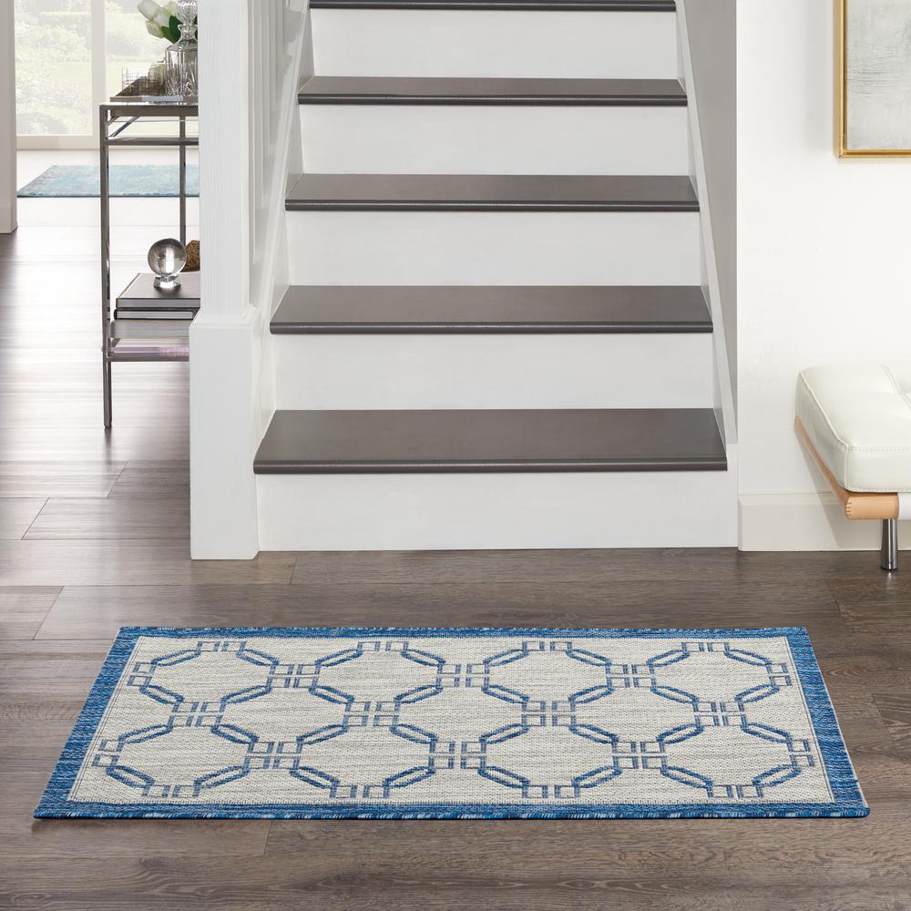 GRD02 Garden Party Ivory Blue Area Rug- 2'2" x 3'9". Picture 2