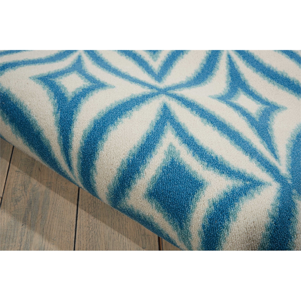 Sun N Shade Area Rug, Azure, 7'9" x 10'10". Picture 4