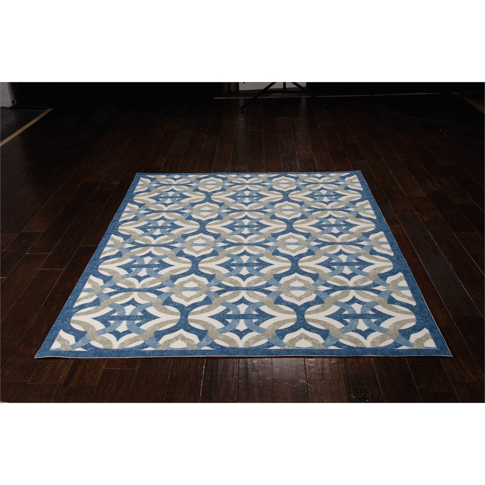 Sun N Shade Area Rug, Celestial, 5'3" x 7'5". Picture 5