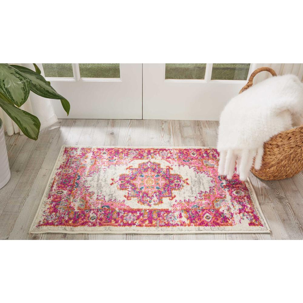 Passion Area Rug, Ivory/Fuchsia, 22" x 34". Picture 4
