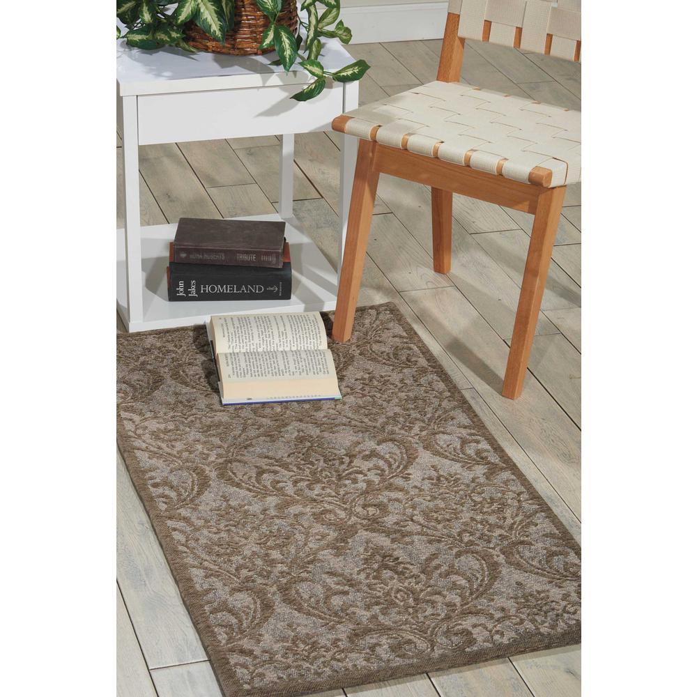 Damask Area Rug, Grey, 2'3" x 3'9". Picture 4