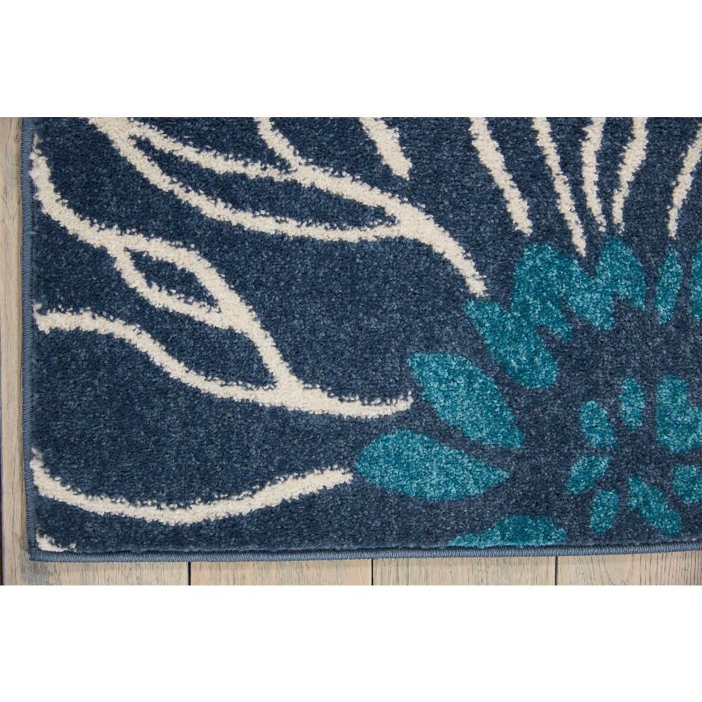 Contemporary Rectangle Area Rug, 5' x 7'. Picture 3