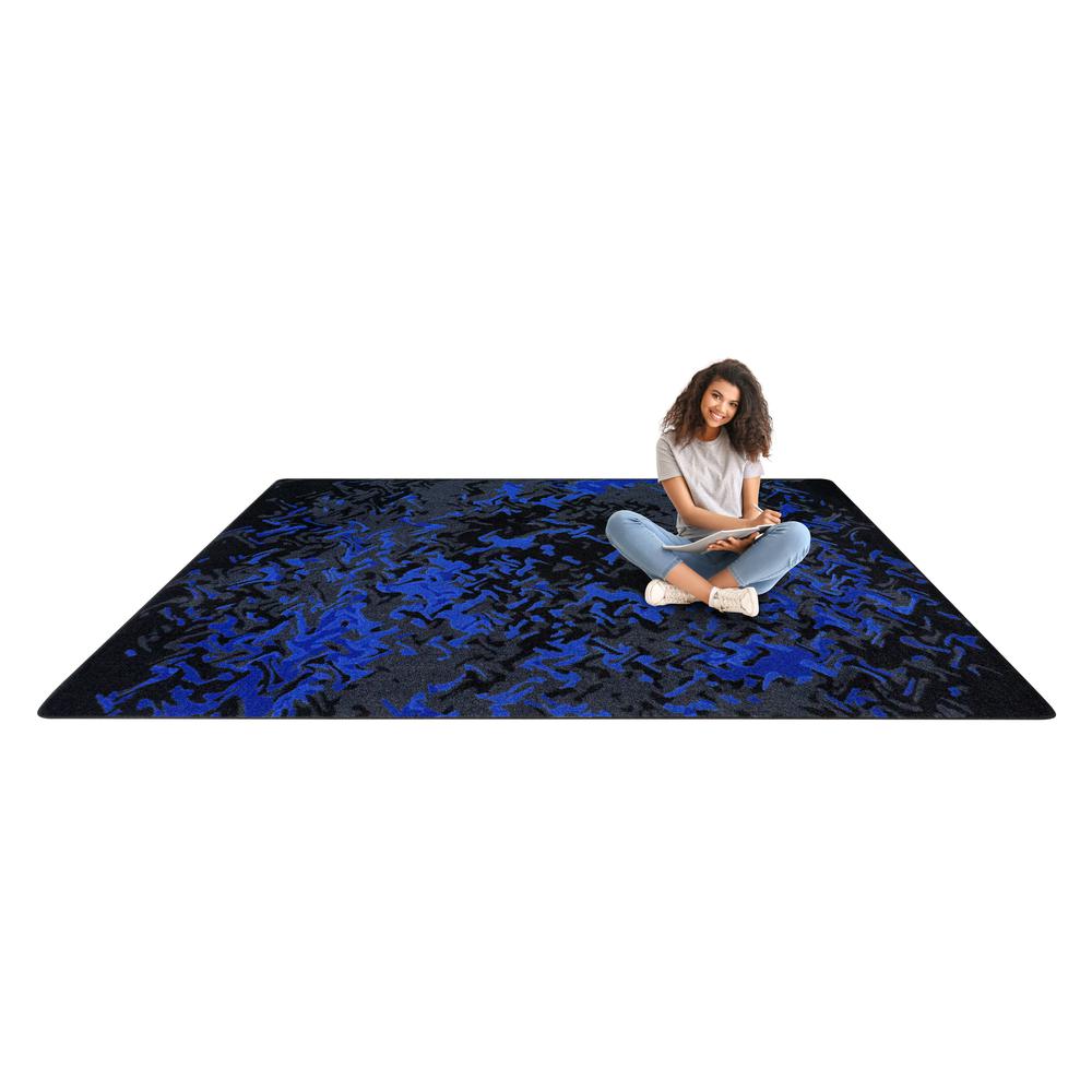Eruption 5'4" x 7'8" area rug in color Sapphire. Picture 3