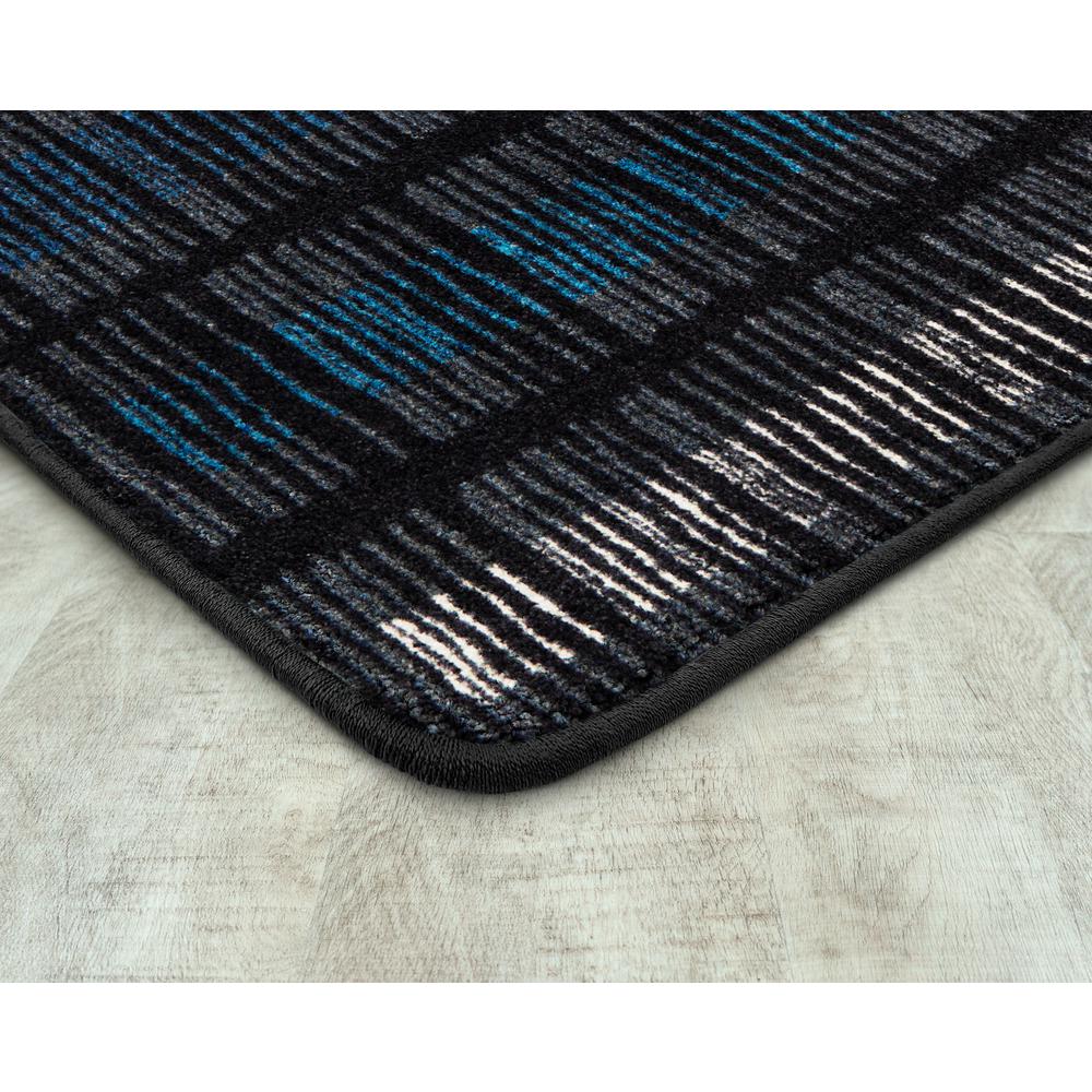 Verve 5'4" x 7'8" area rug in color Sapphire. Picture 2