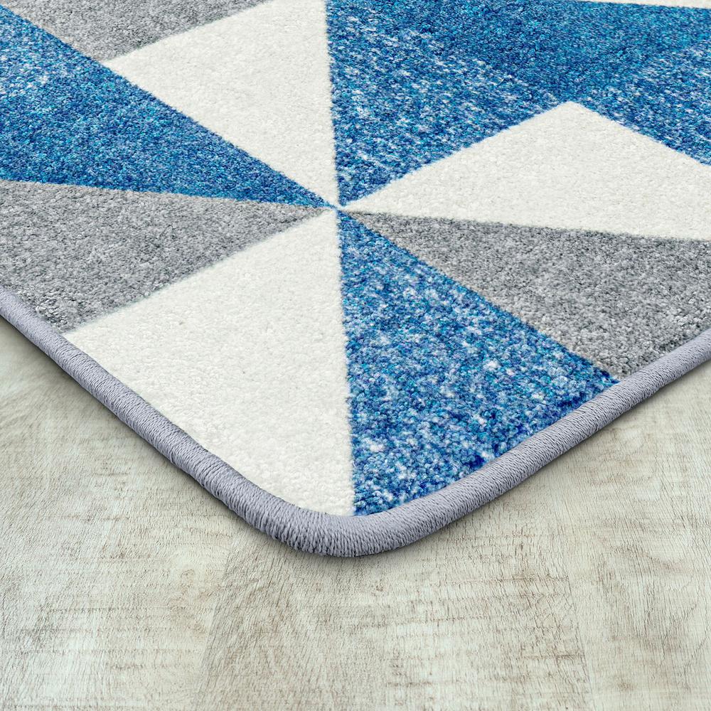 Cartwheel 7'8" x 10'9" area rug in color Blue Skies. Picture 2