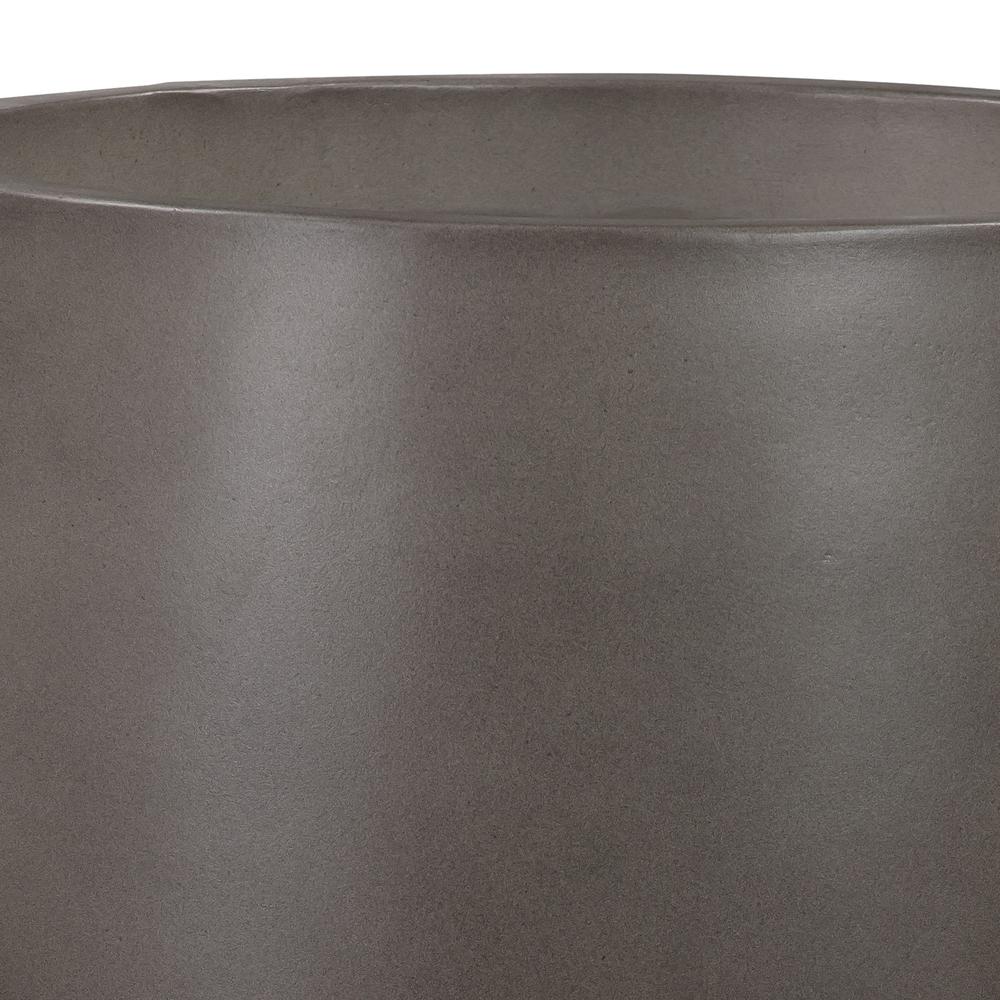 Amethyst Large Round Lightweight Concrete Indoor or Outdoor Planter in grey. Picture 1