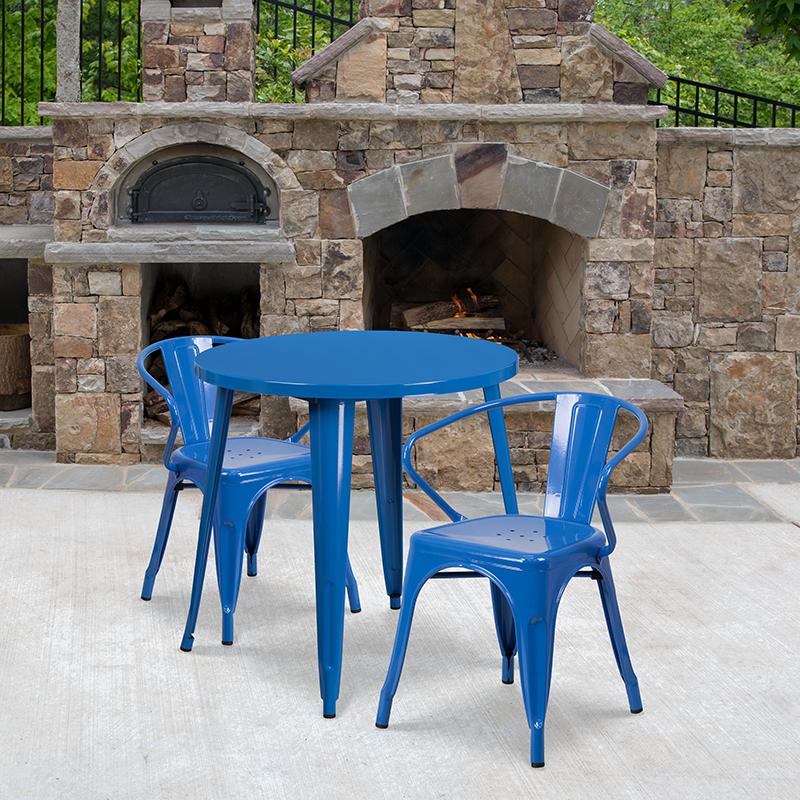 30" Round Blue Metal Indoor-Outdoor Table Set with 2 Arm Chairs. Picture 1