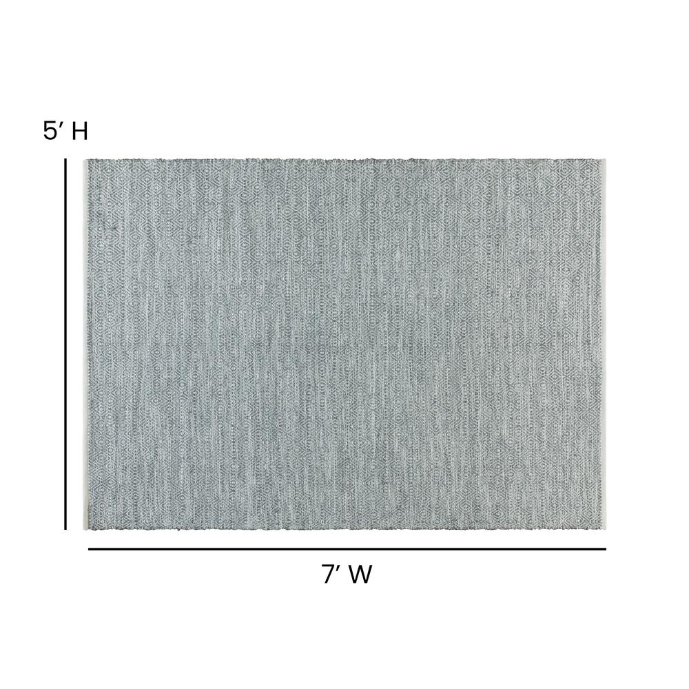5' x 7' Handwoven Indoor/Outdoor Diamond Pattern Area Rug in Grey. Picture 4