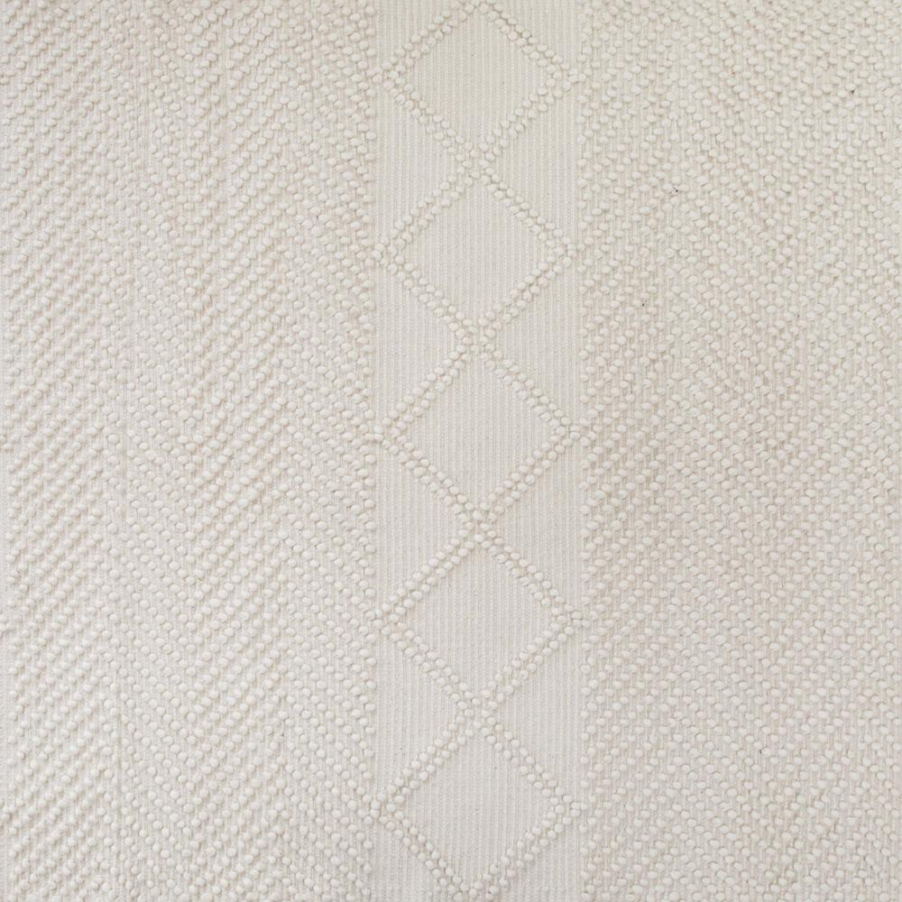5' x 7' Ivory, White Geometric Design Handwoven Area Rug. Picture 6