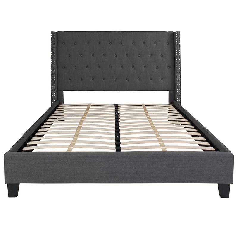 Queen Size Tufted Upholstered Platform Bed in Dark Gray Fabric. Picture 3