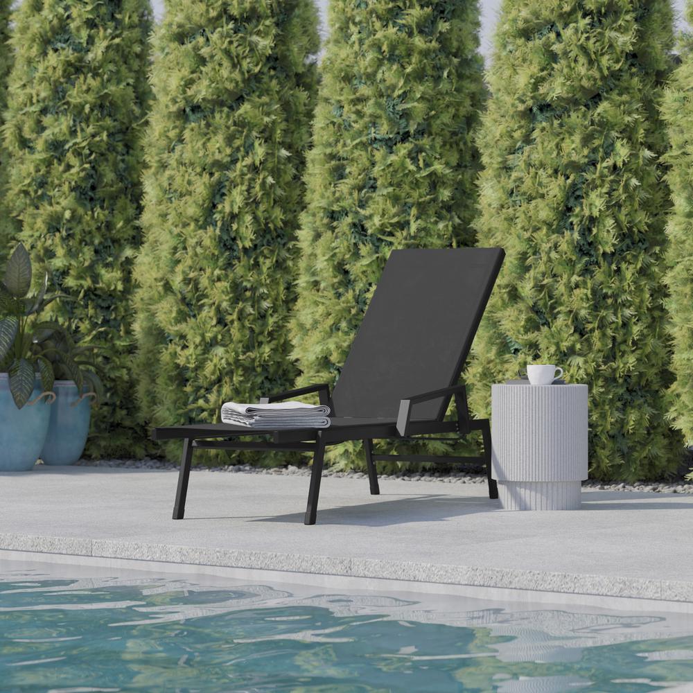 Modern Outdoor Chaise Lounge Chair with Arms. Picture 5