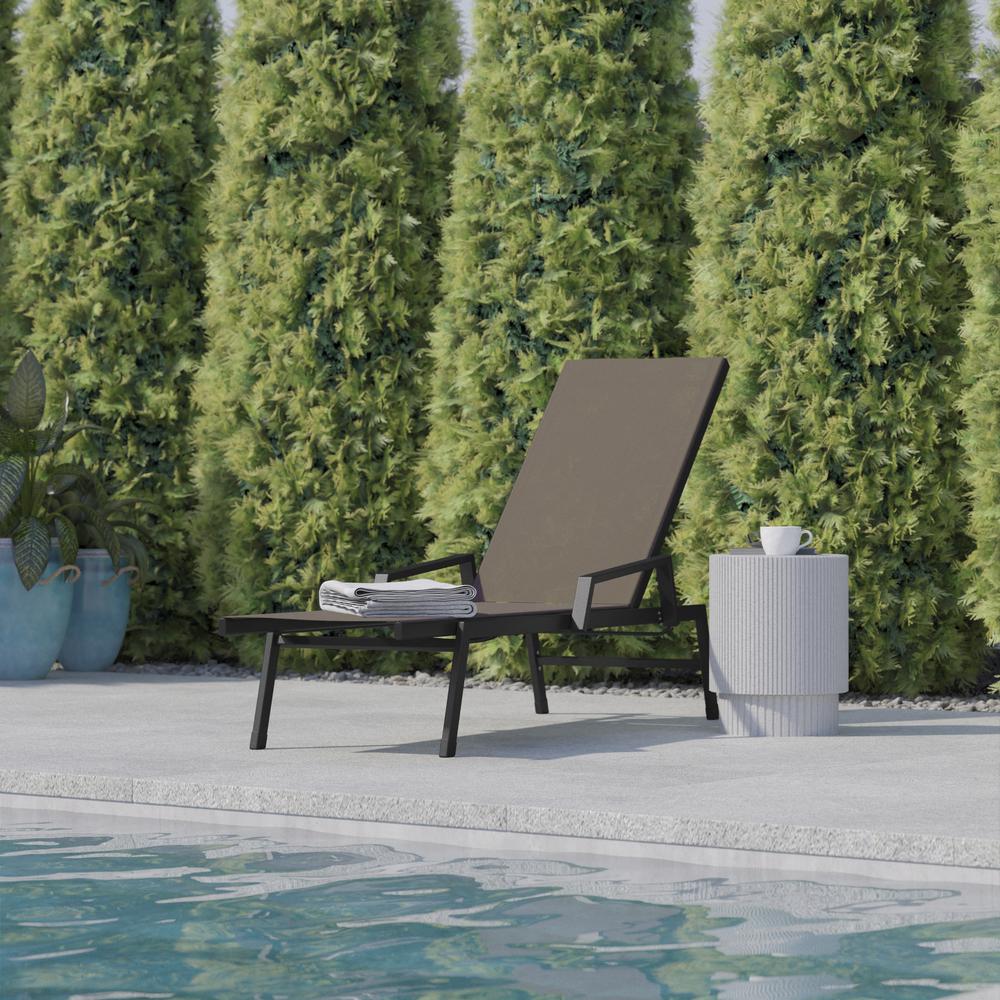 Modern Outdoor Chaise Lounge Chair with Arms. Picture 5