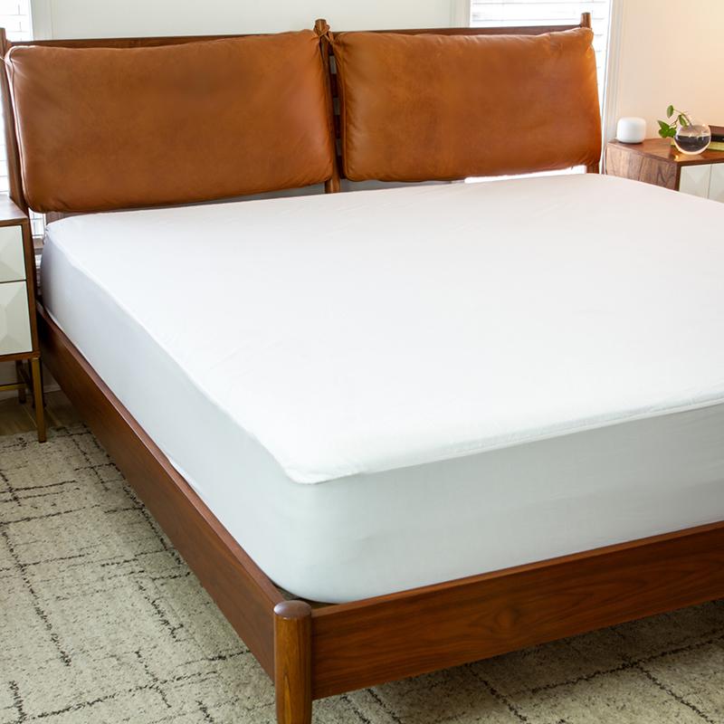 Vinyl Free Mattress Protector - Breathable Fabric Surface, Full. Picture 1