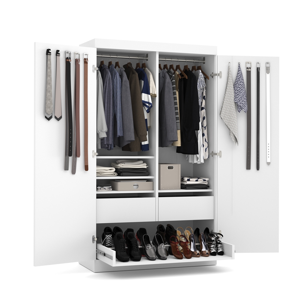 Pullout Armoire in White. Picture 5