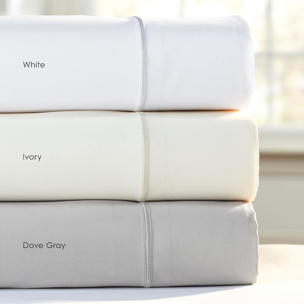 Luxury Microfiber Wrinkle Resistant Sheet Set QUEEN, White. Picture 1