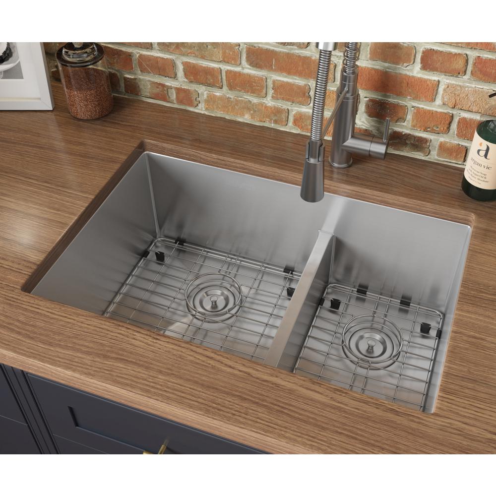 Ruvati 28-inch Low-Divide Undermount 16 Gauge Kitchen Sink. Picture 13