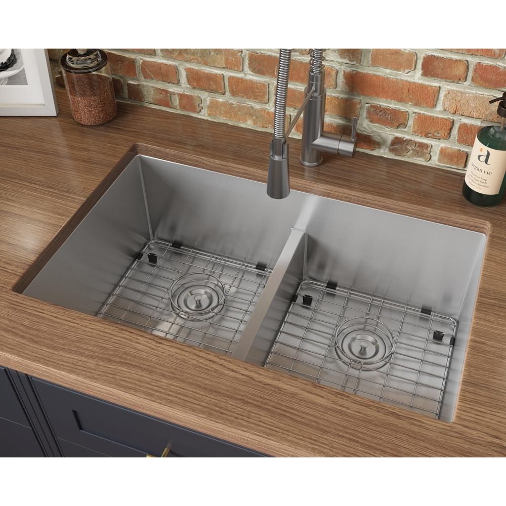 Ruvati 32-in Low-Divide Undermount Double Bowl 16 Gauge Kitchen Sink. Picture 11