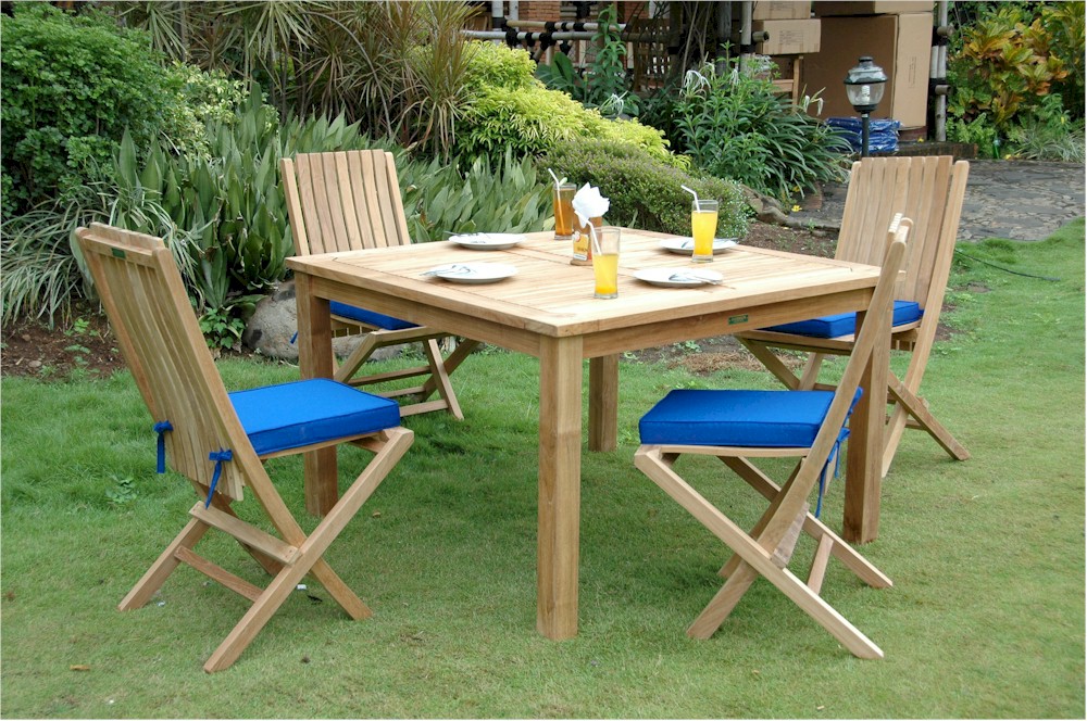 Square Dining 5 Piece Set. Picture 1