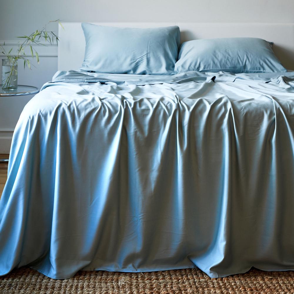 BedVoyage Luxury 100% viscose from Bamboo Bed Sheet Set, Split King - Sky. Picture 2