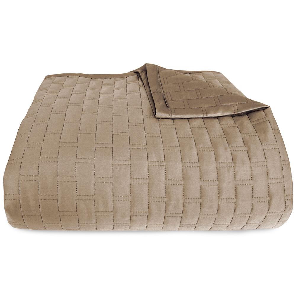 BedVoyage Luxury 100% viscose from Bamboo Quilted Coverlet, Queen - Champagne. Picture 1