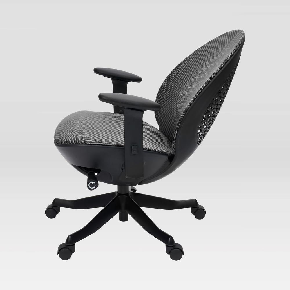 Techni Mobili Deco LUX Executive Office Chair, Black. Picture 23
