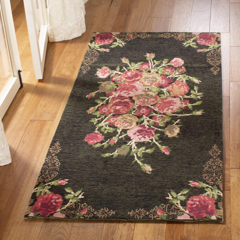 CLV-CLASSIC VINTAGE, BLACK / RED, 4' X 6', Area Rug. Picture 1