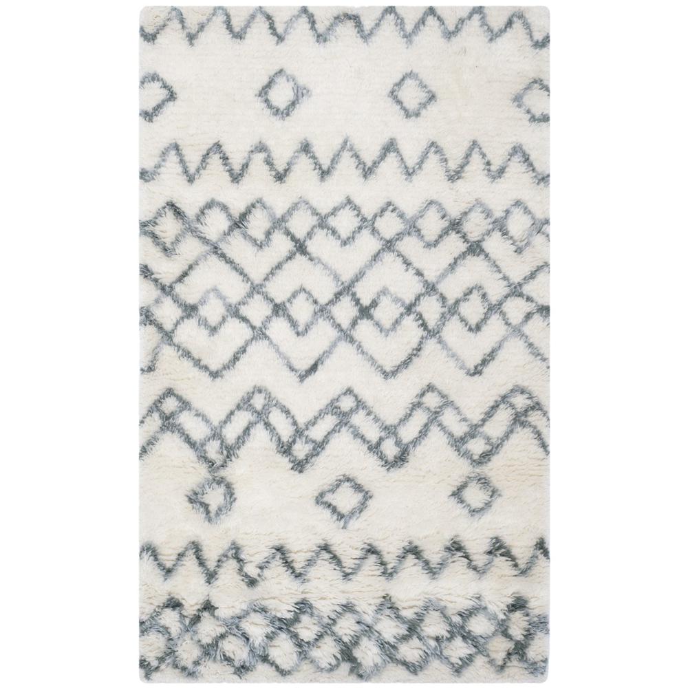 CASABLANCA, IVORY / BLUE, 4' X 6', Area Rug, CSB806A-4. Picture 1