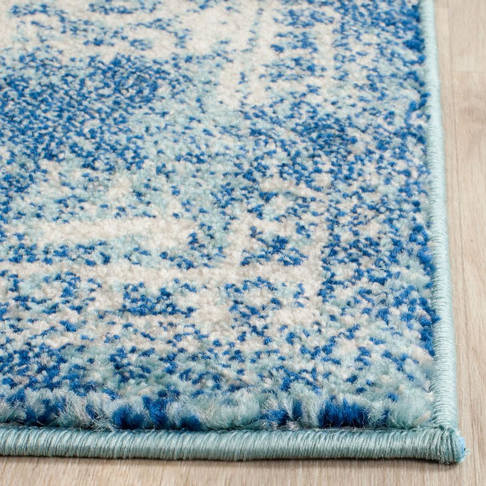 EVOKE, BLUE / IVORY, 5'-1" X 5'-1" Square, Area Rug. Picture 1