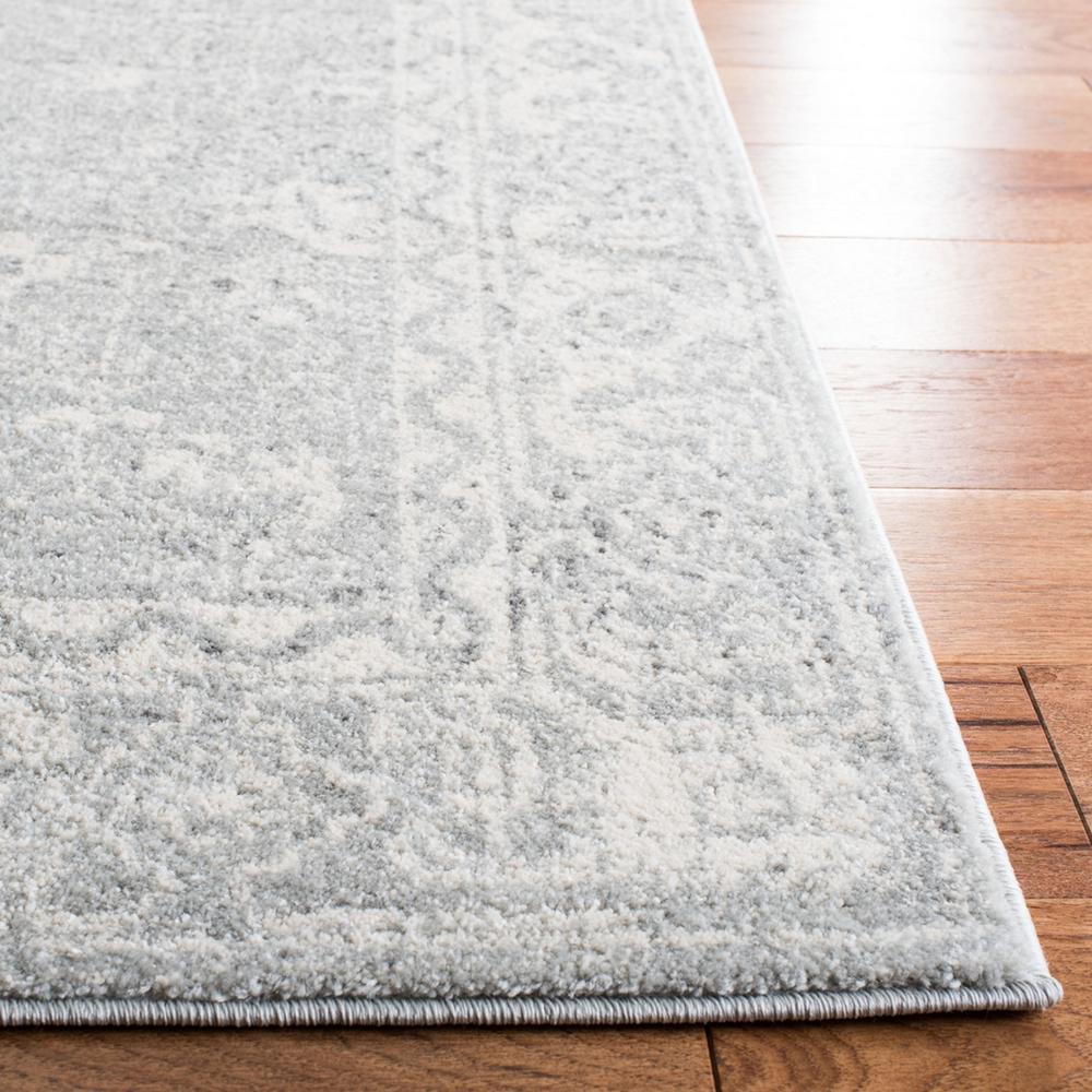 EVOKE, SILVER / IVORY, 6'-7" X 9', Area Rug, EVK270Z-6. Picture 1