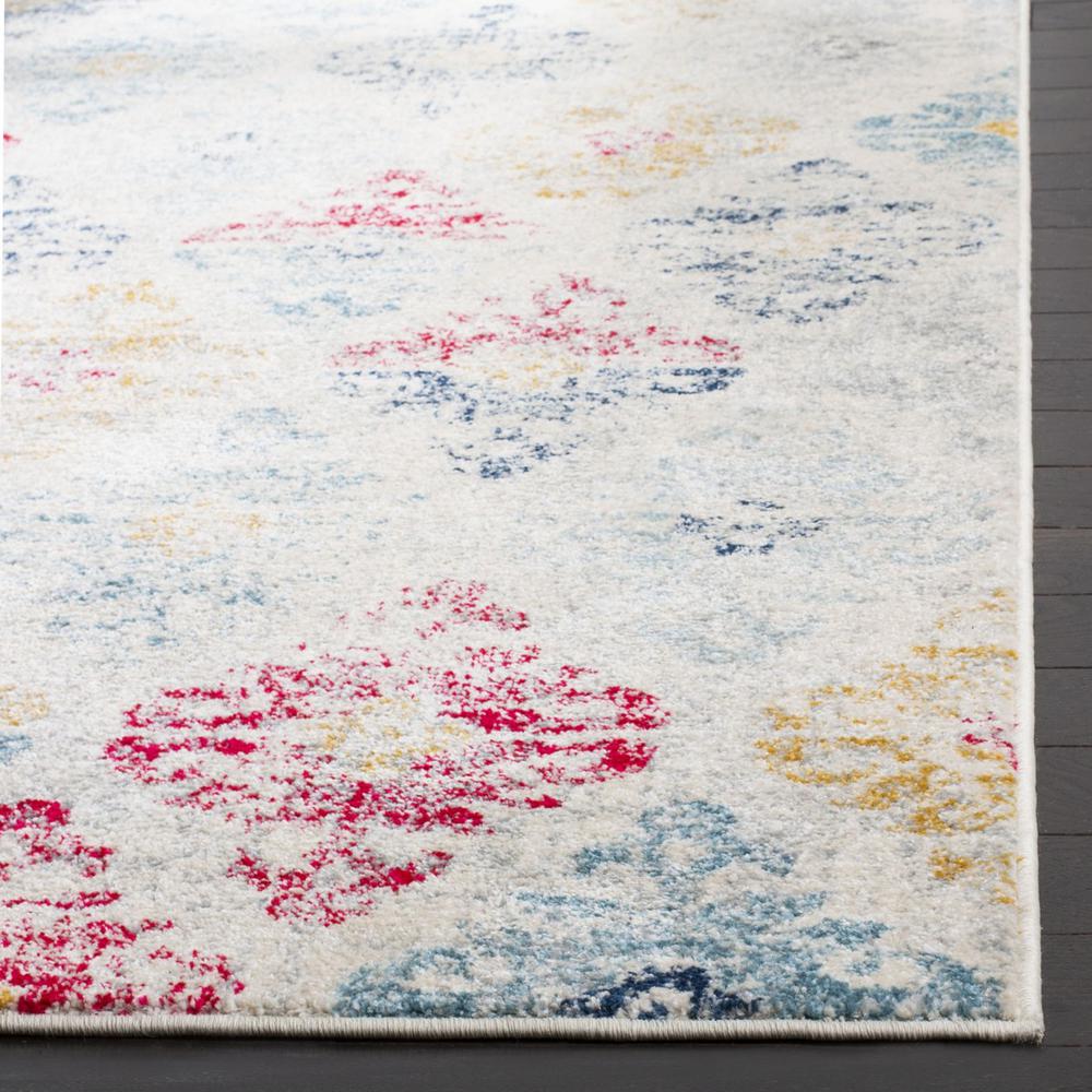 MADISON 300, IVORY / BLUE, 5'-3" X 7'-6", Area Rug. Picture 1