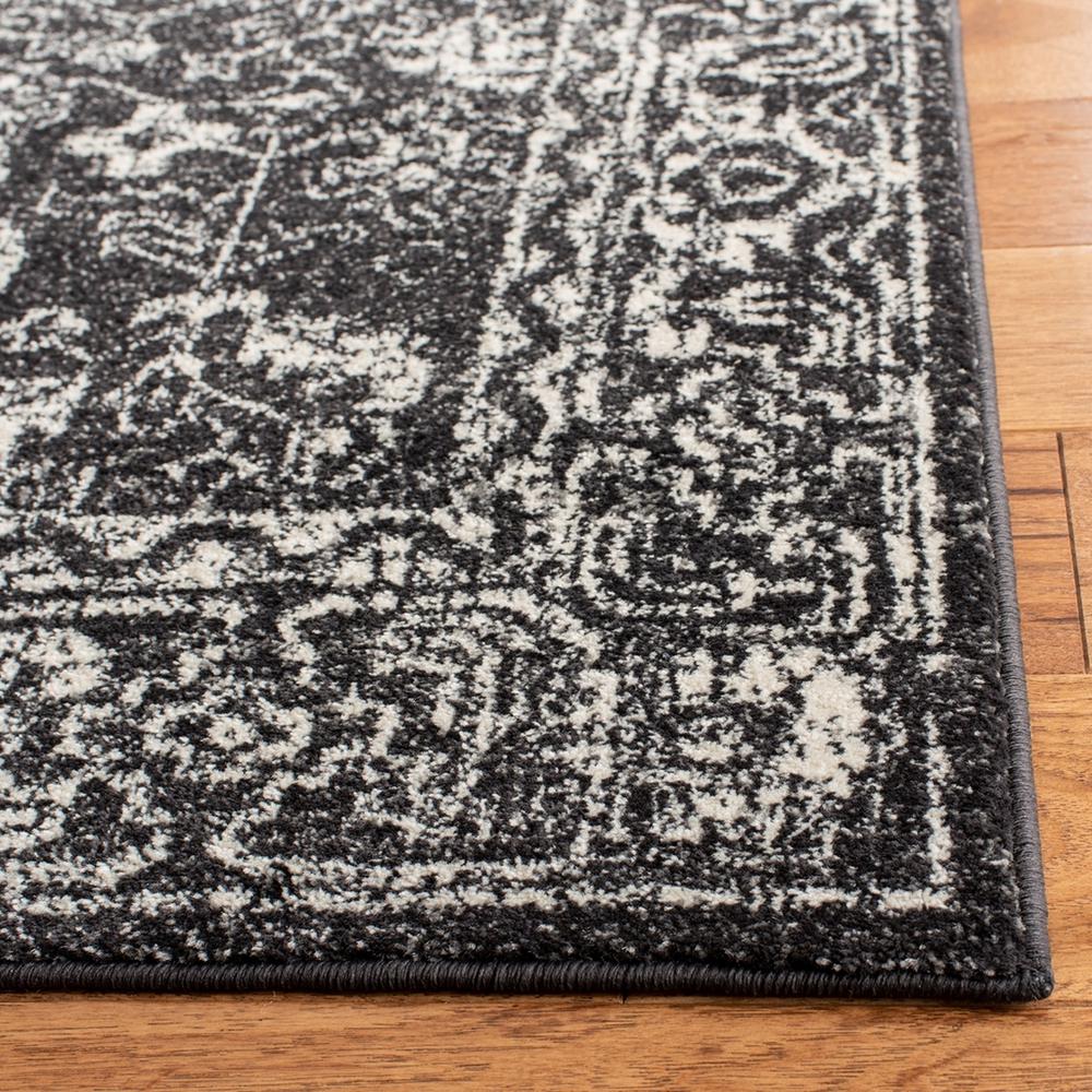 EVOKE, CHARCOAL / IVORY, 6'-7" X 6'-7" Round, Area Rug. The main picture.