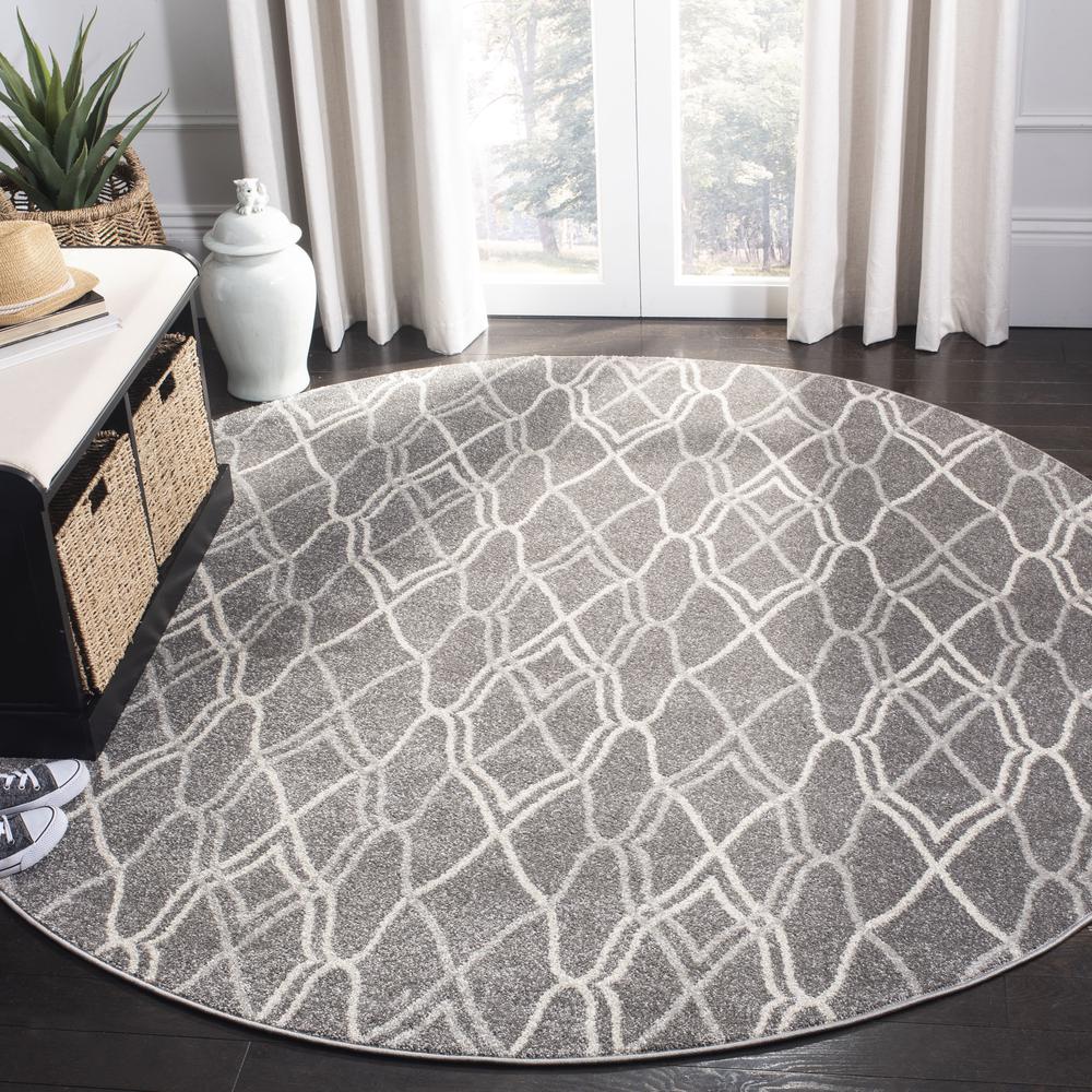 AMHERST, GREY / LIGHT GREY, 5' X 5' Round, Area Rug, AMT417C-5R. Picture 2