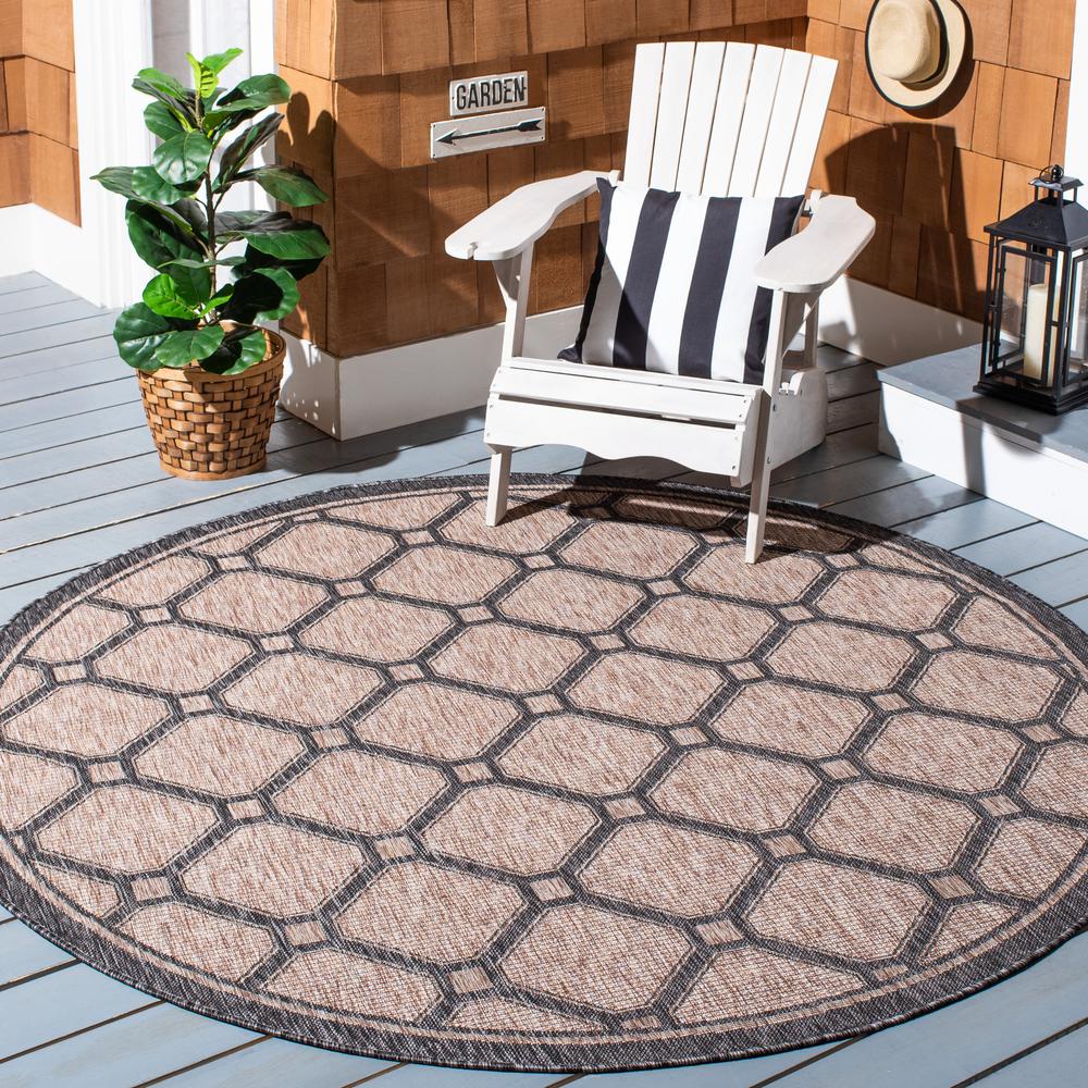 COURTYARD, NATURAL / BLACK, 6'-7" X 6'-7" Round, Area Rug, CY8471-37312-7R. Picture 1