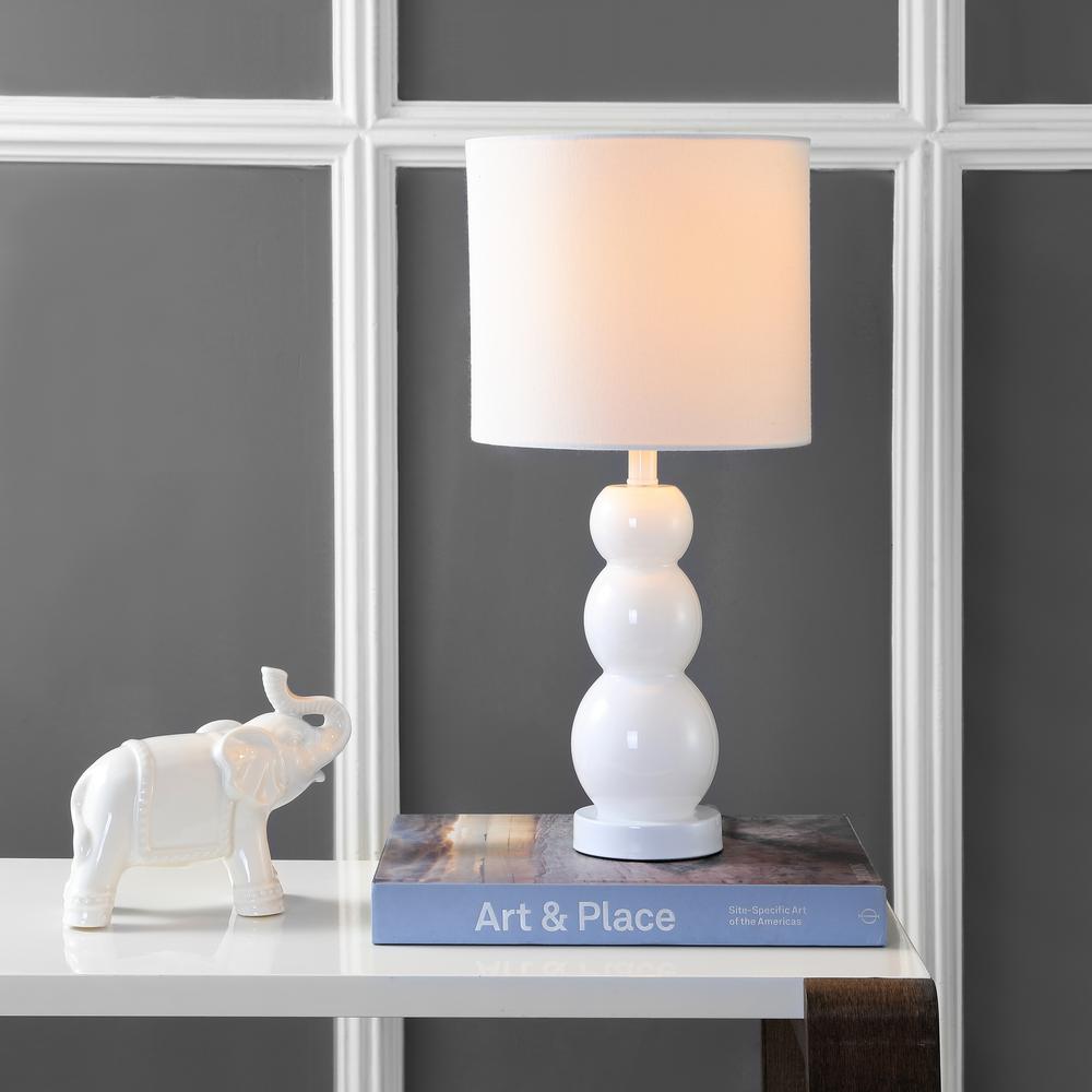 Cabra Table Lamp, White. Picture 3