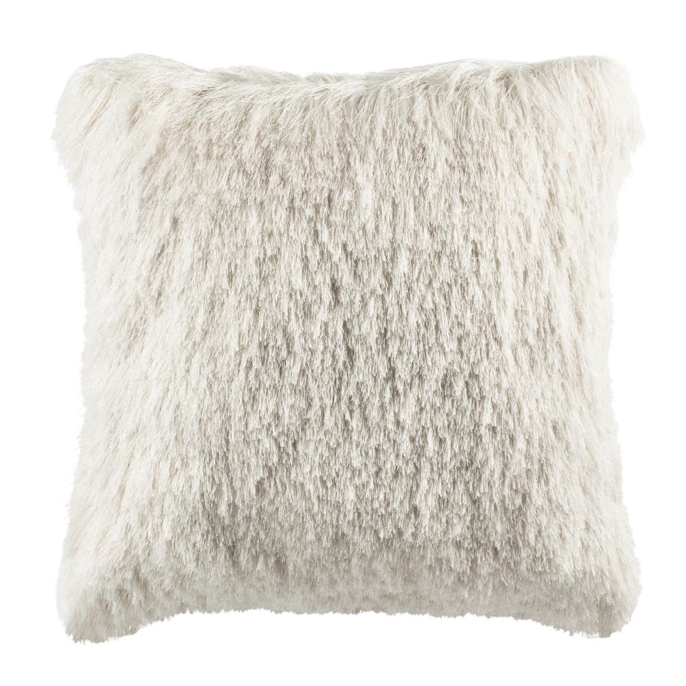Chic Shag Pillow, Ivory. Picture 1