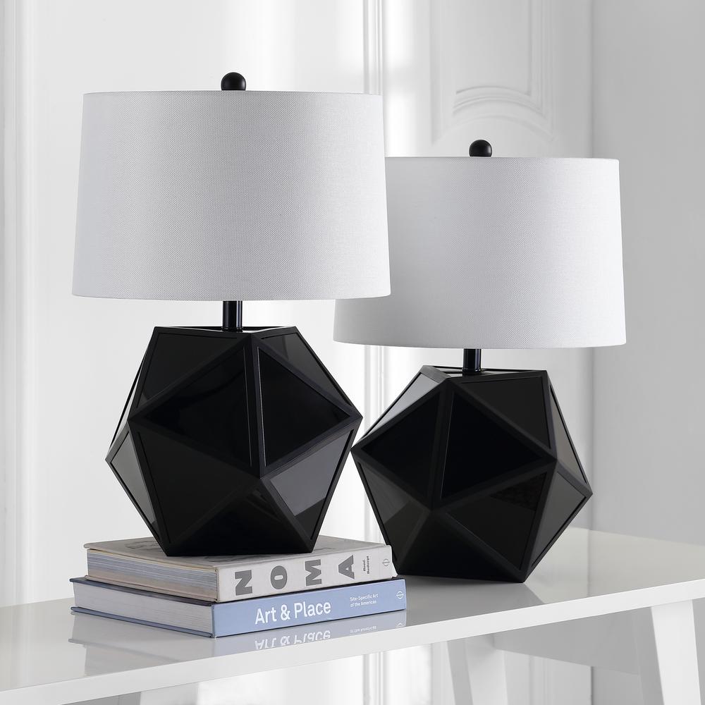 Brycin Table Lamp, Black. Picture 1