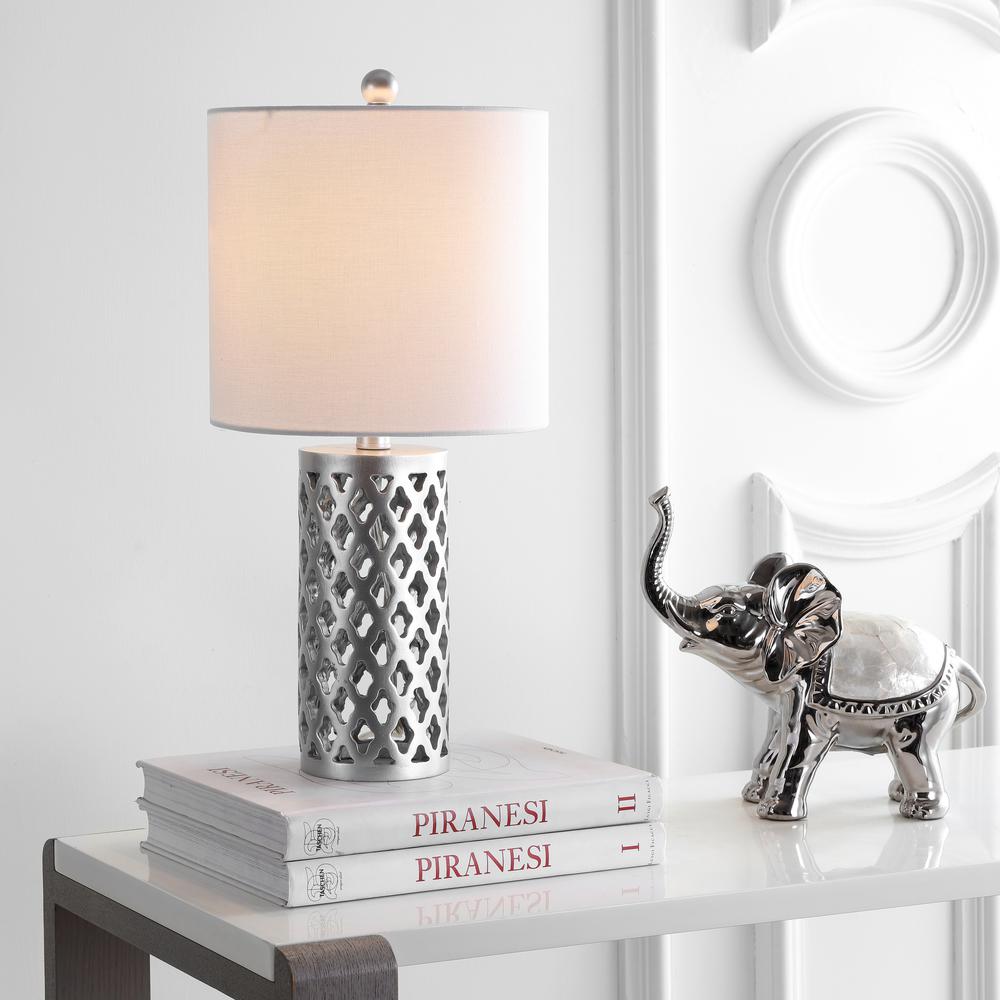 Rorie Table Lamp, Silver. Picture 3