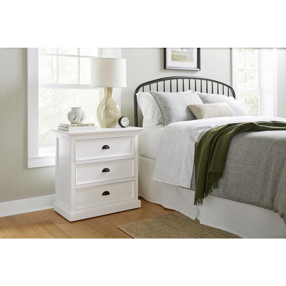 Halifax Grand Classic White Bedside Drawer Unit. Picture 7