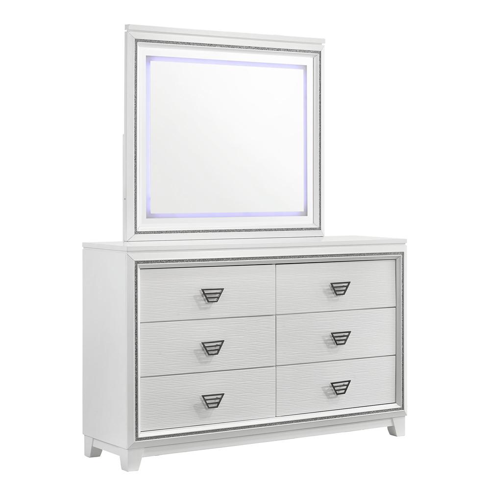Picket House Furnishings Taunder Dresser with LED Mirror in White. Picture 4