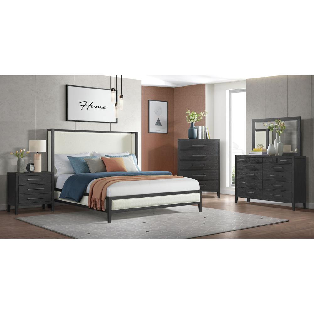 Armes 3-Drawer Nightstand in Black. Picture 8