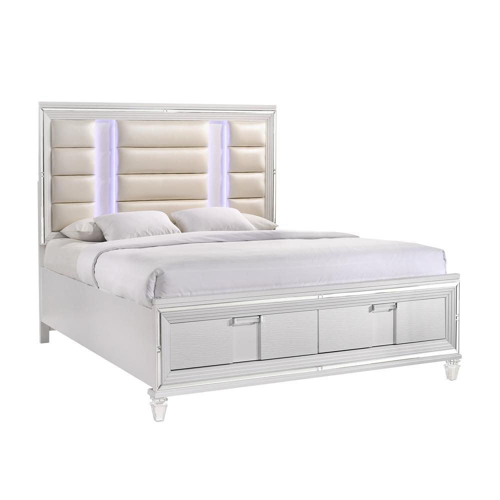Picket House Furnishings Charlotte King Storage 6PC Bedroom Set in White. Picture 4