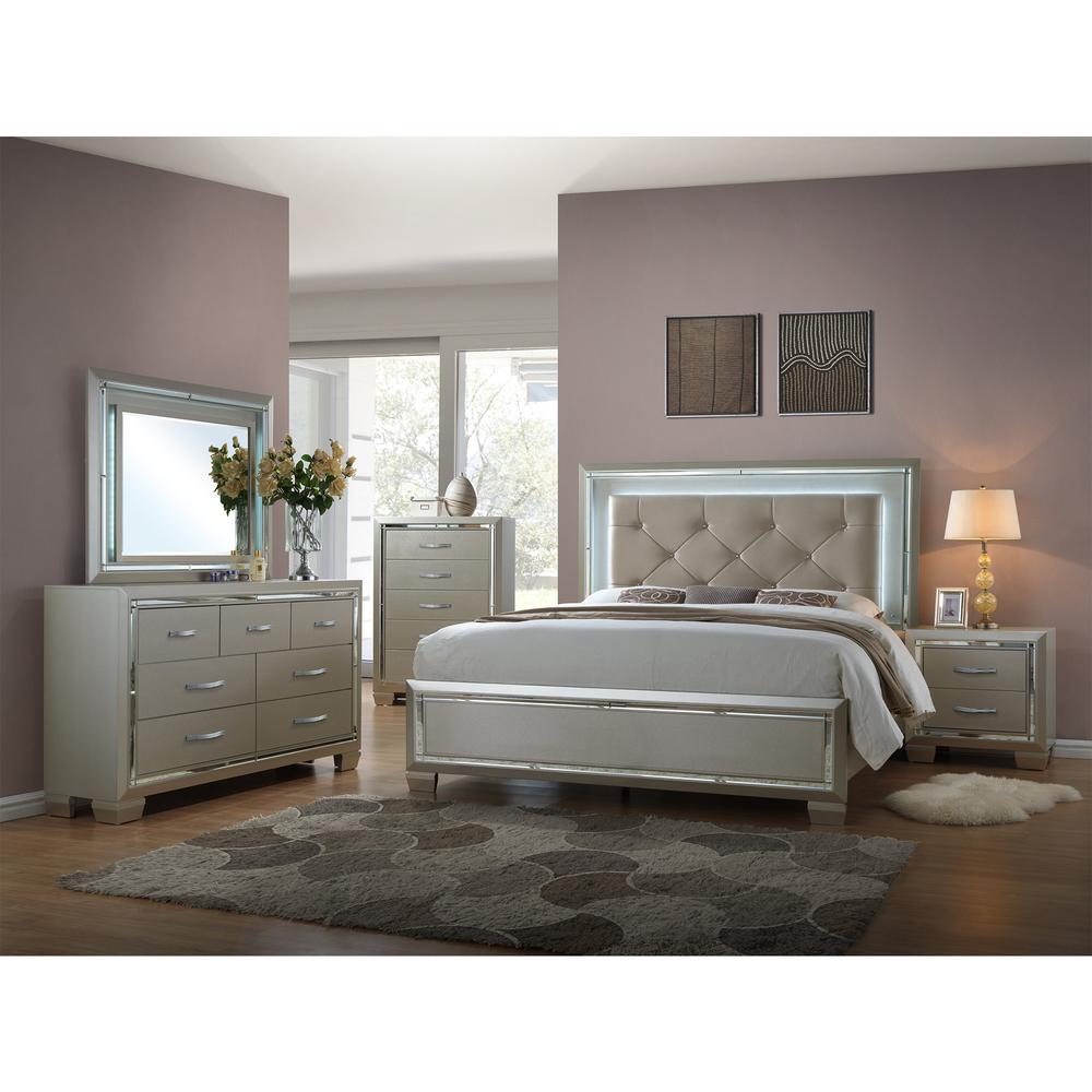 Picket House Furnishings Glamour Queen Panel Bed. Picture 2