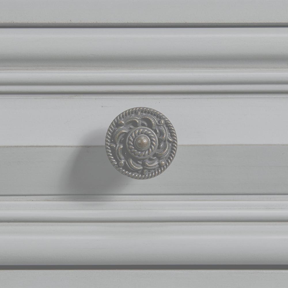 Picket House Furnishings Trent 7-Drawer Dresser in Antique Grey. Picture 9