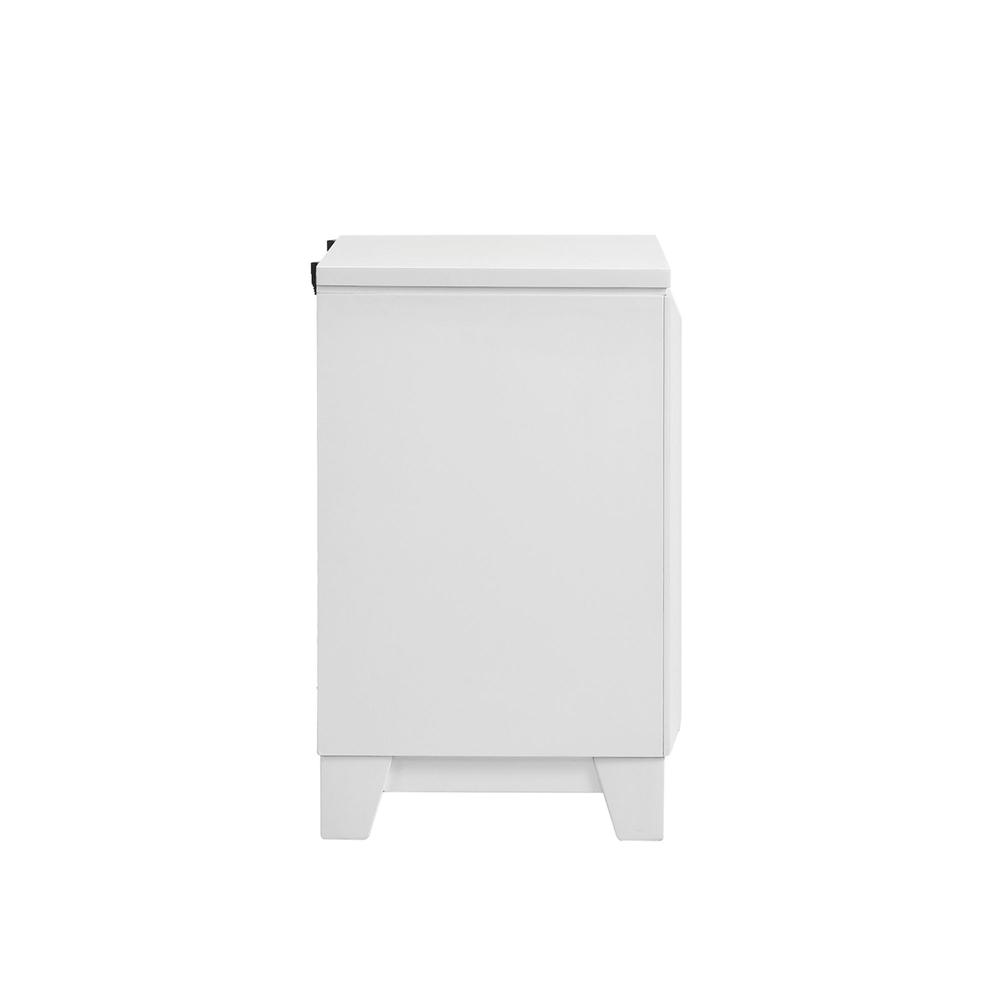 Picket House Furnishings Taunder Nightstand in White. Picture 6