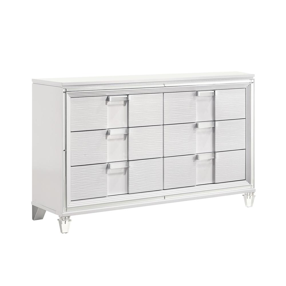 Charlotte Youth 6-Drawer Dresser in White. Picture 1
