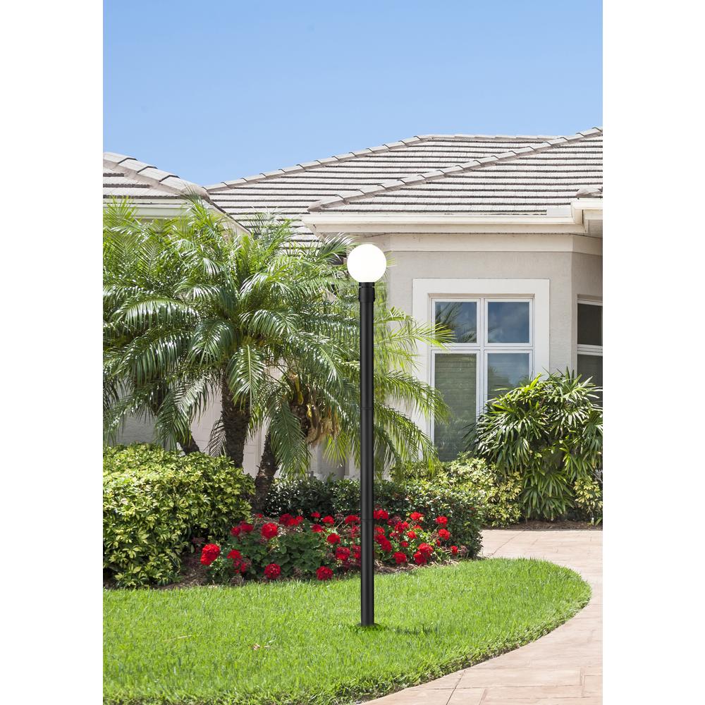 1 Light Outdoor Post Mounted Fixture. Picture 8
