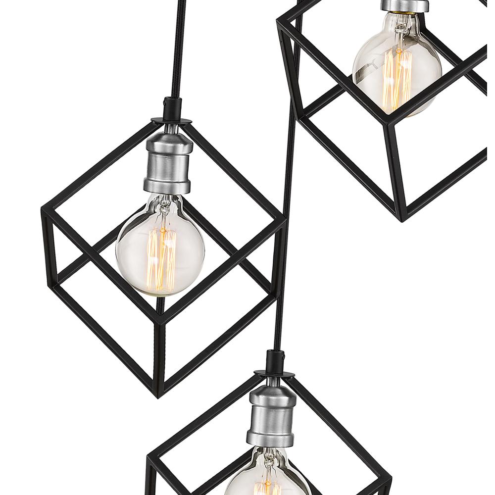 3 Light Chandelier. Picture 4