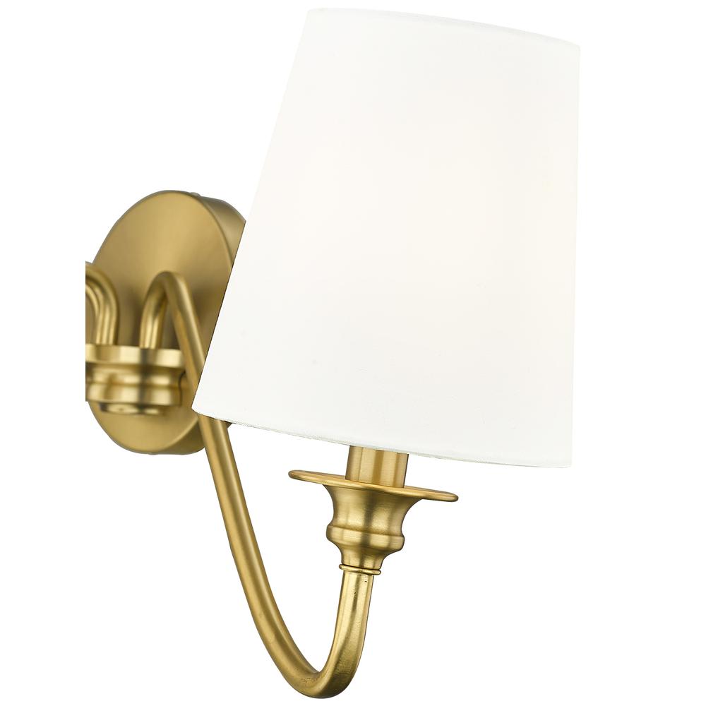 3 Light Wall Sconce. Picture 4